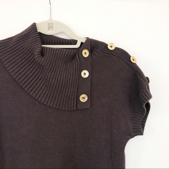 BRAND NEW! Michael Kors Gold Button Turtleneck - Picture 2 of 4